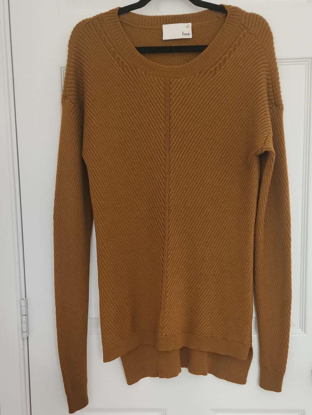 100% Merino Wool Fall Cozy Chic Aritzia Textured Butterscotch Crewneck Sweater